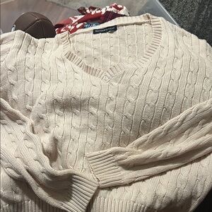 Brandy Melville Women's Cream V-Neck Sweater